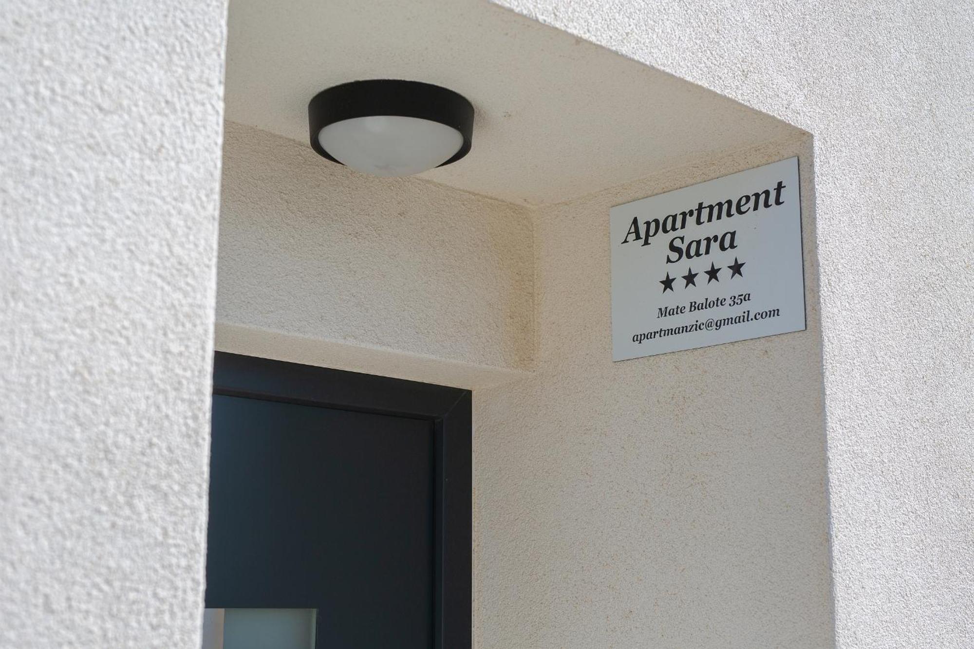 Apartment Sara Krk Town Kültér fotó